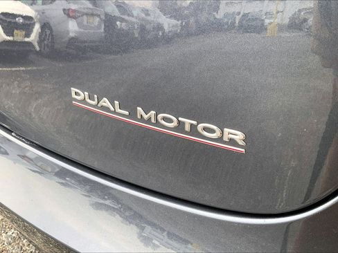 Used 2023 Tesla Model 3 Performance image 9