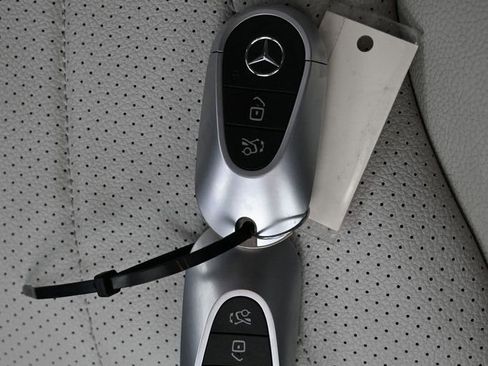 Used 2023 Mercedes-Benz EQE 350+ 4MATIC Sedan w/ Exclusive Trim Package image 30