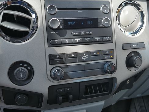 Used 2012 Ford F350 XLT w/ XLT Interior Pkg AWD/4WD image 10
