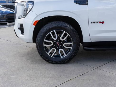 Used 2024 GMC Yukon AT4 w/ Technology Package image 33