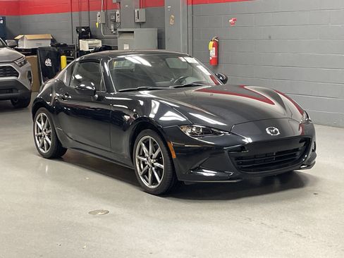 Used 2023 MAZDA MX-5 Miata Grand Touring image 2
