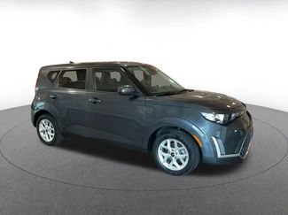 Used 2025 Kia Soul LX w/ LX Technology Package FWD video 2