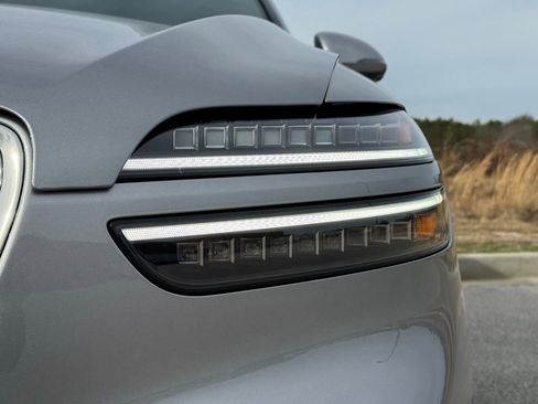 New 2026 Genesis GV70 2.5T Advanced image 10