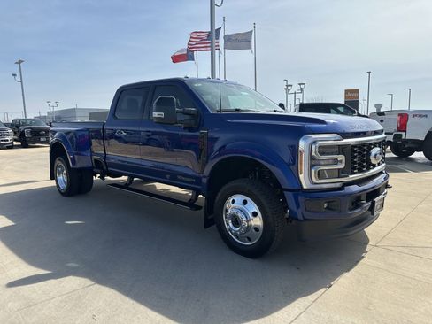 New 2026 Ford F450 Platinum image 8