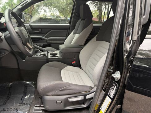 Used 2025 Toyota 4Runner TRD Off-Road AWD/4WD image 27