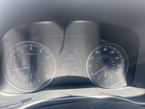 Used 2017 Hyundai Elantra SE image 7