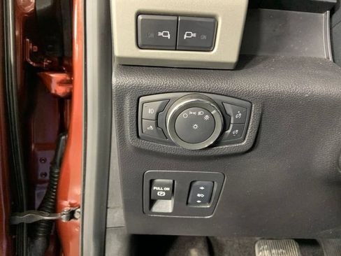 Used 2016 Ford F150 Lariat w/ Equipment Group 501A Mid AWD/4WD image 27