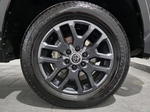 Used 2024 Toyota Tundra Platinum image 28