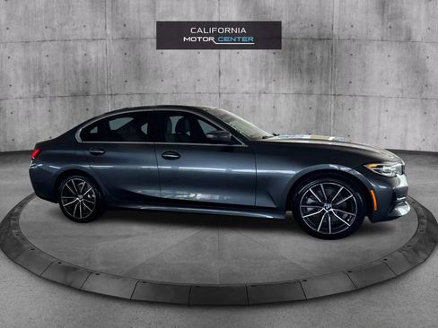Used 2019 BMW 330i Sedan w/ Convenience Package image 4