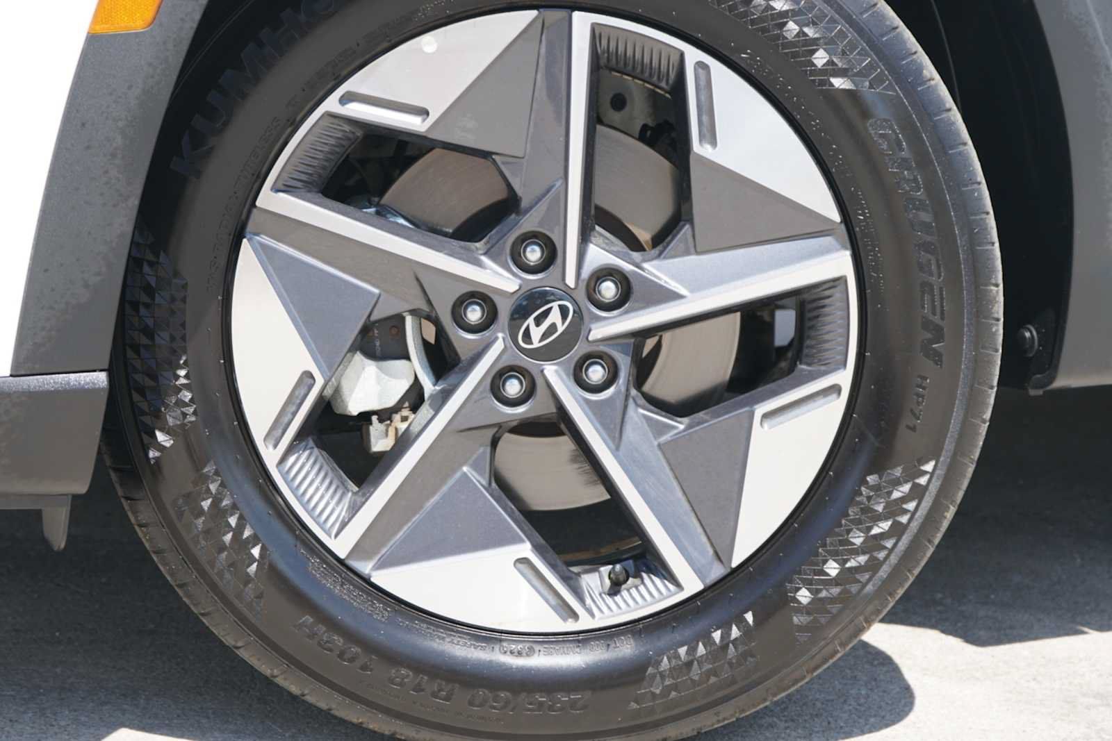 Used 2026 Hyundai Tucson SEL Plus FWD image 2