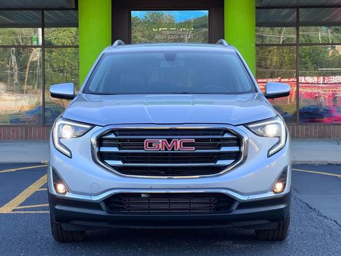 Used 2019 GMC Terrain SLT image 2
