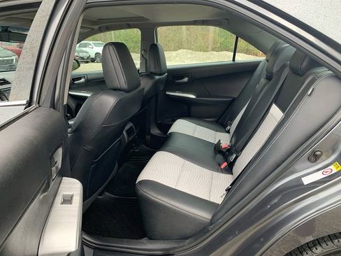 Used 2012 Toyota Camry SE image 15