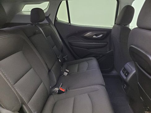 Used 2024 GMC Terrain SLE AWD/4WD image 19