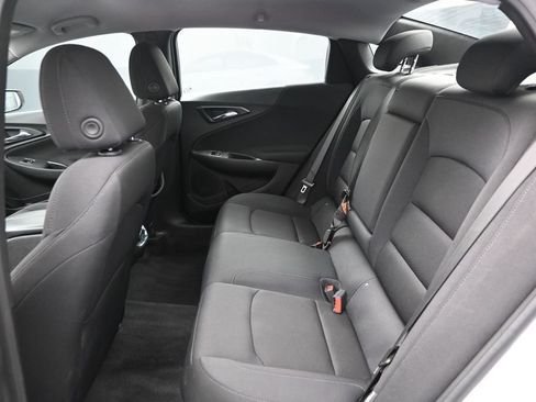 Used 2023 Chevrolet Malibu LT FWD image 15