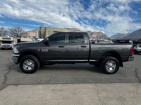Used 2018 RAM 2500 Tradesman w/ Chrome Appearance Group image 2
