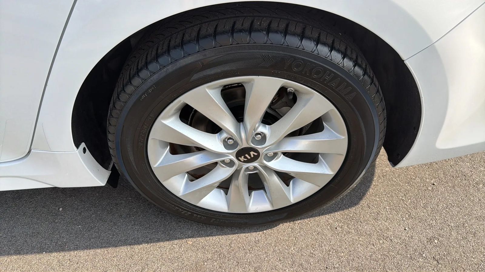 Used 2016 Kia Optima EX w/ Premium Package FWD image 20