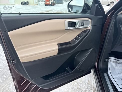 Used 2020 Ford Explorer Limited w/ Class III Trailer Tow Package image 20