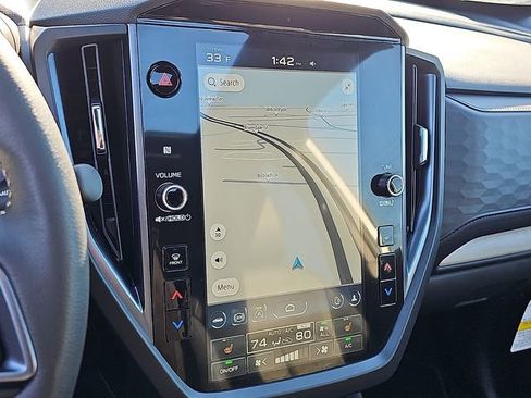 Certified 2025 Subaru Forester Limited image 18