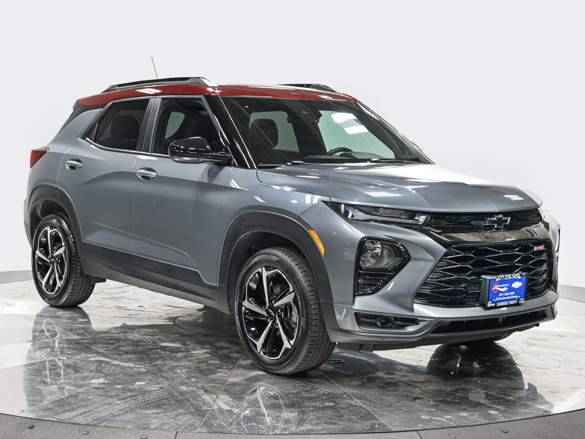 Used 2022 Chevrolet TrailBlazer RS w/ Sun and Liftgate Package AWD/4WD image 9