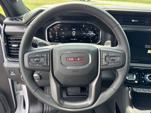 New 2026 GMC Sierra 1500 AT4 w/ AT4 Premium Package AWD/4WD image 17