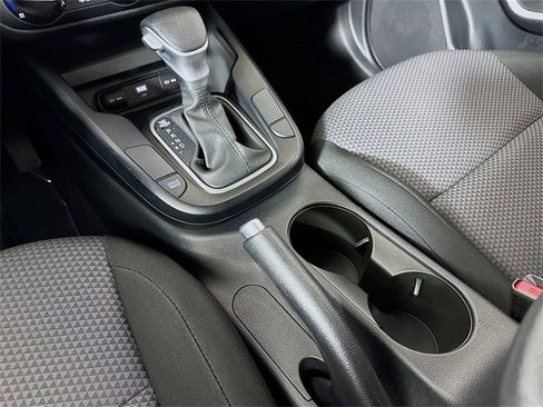 Used 2023 Kia Soul LX image 24