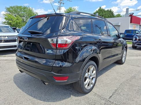 Used 2018 Ford Escape SE w/ SE Sport Appearance Package FWD image 7