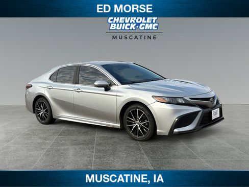Used 2021 Toyota Camry SE FWD image 7