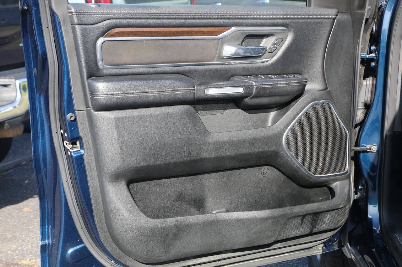 Used 2021 RAM 1500 Laramie w/ Off Road Group AWD/4WD image 32