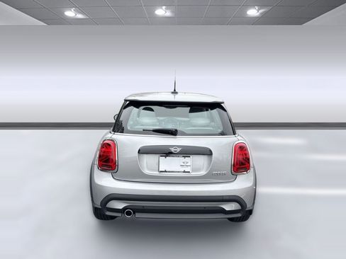 Used 2024 MINI Cooper 2-Door Hardtop image 10