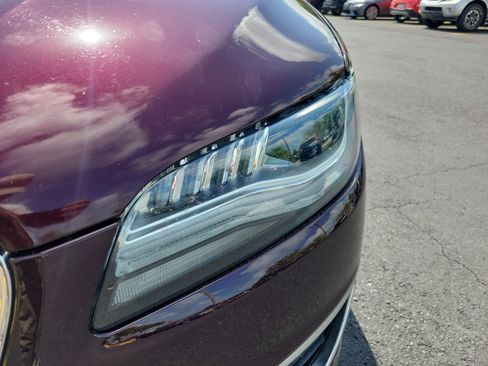 Used 2018 Lincoln MKZ Premiere FWD image 10