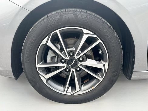 Certified 2023 Kia Forte LXS FWD image 32