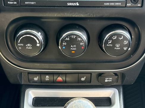 Used 2017 Jeep Compass High Altitude AWD/4WD image 27