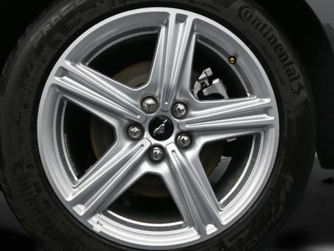 Used 2025 Ford Mustang EcoBoost image 43