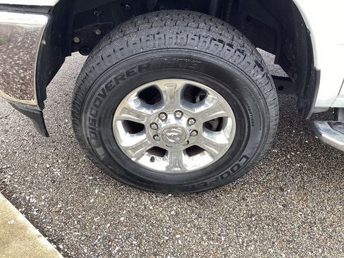 Used 2024 RAM 2500 Big Horn AWD/4WD image 35