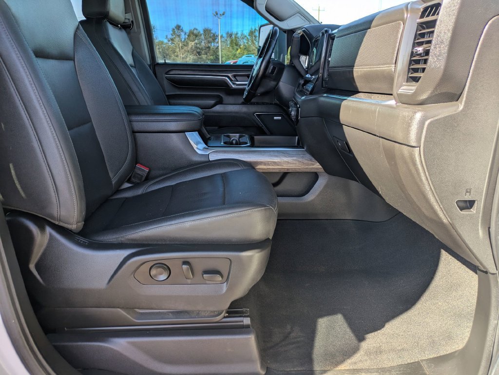 Used 2024 Chevrolet Silverado 2500 LTZ w/ LTZ Premium Package AWD/4WD image 26