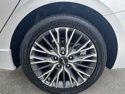 Used 2023 Kia Forte GT-Line FWD image 32