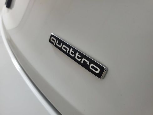 Used 2023 Audi Q5 2.0T Premium Plus w/ Premium Plus Package AWD/4WD image 7