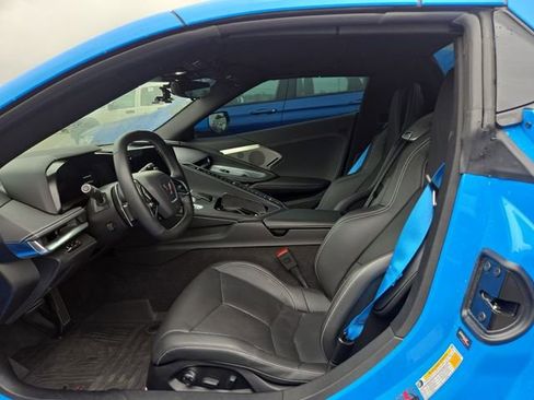 Used 2023 Chevrolet Corvette Stingray Preferred Conv w/ Z51 Performance Package RWD image 5