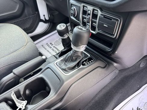 New 2026 Jeep Wrangler Unlimited Sport AWD/4WD image 19