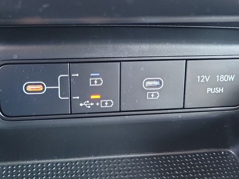 Certified 2025 Hyundai Tucson SE FWD image 15