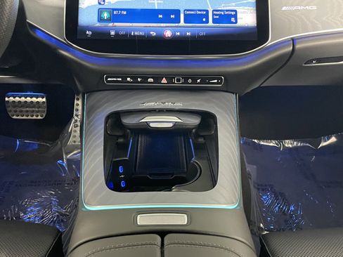 Certified 2025 Mercedes-Benz E 53 AMG e 4MATIC Sedan image 18