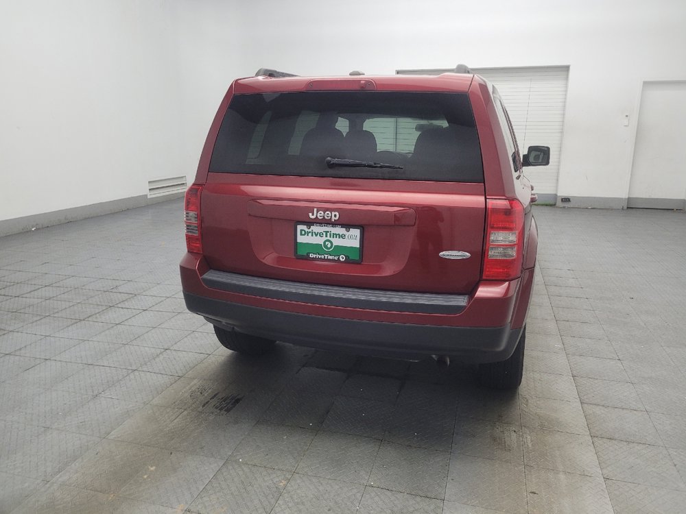 Used 2017 Jeep Patriot Latitude FWD image 7