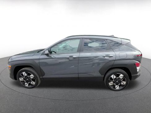 Used 2025 Hyundai Kona SEL AWD/4WD image 7