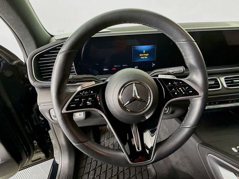 Used 2025 Mercedes-Benz GLE 450 4MATIC Coupe image 12