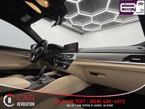 Used 2019 BMW 530i w/ Convenience Package RWD image 42