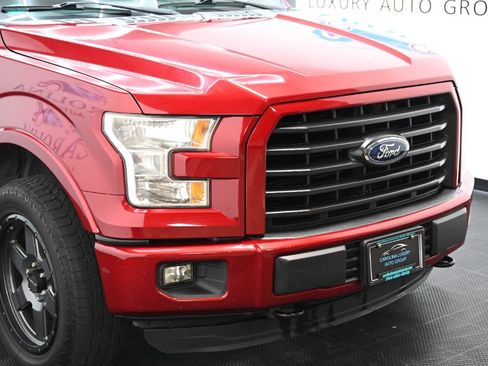 Used 2015 Ford F150 XLT w/ Equipment Group 301A Mid AWD/4WD image 8