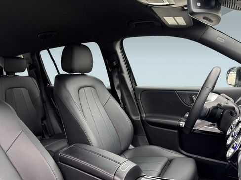 Certified 2024 Mercedes-Benz GLB 250 4MATIC image 28