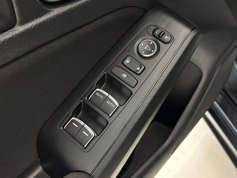 Certified 2025 Honda Civic Sport image 19