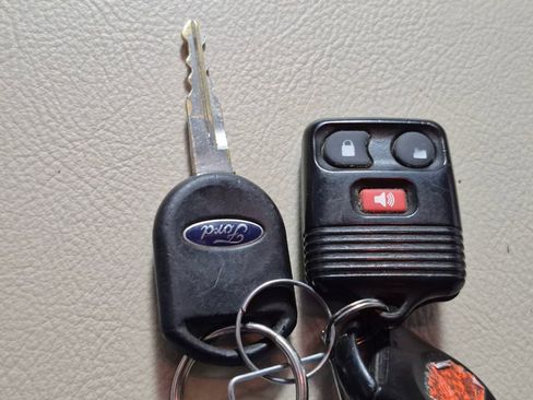 Used 2004 Ford F150 XLT AWD/4WD image 28