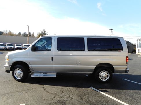 Used 2012 Ford E-350 and Econoline 350 XL w/ PWR Windows & Locks Group image 6